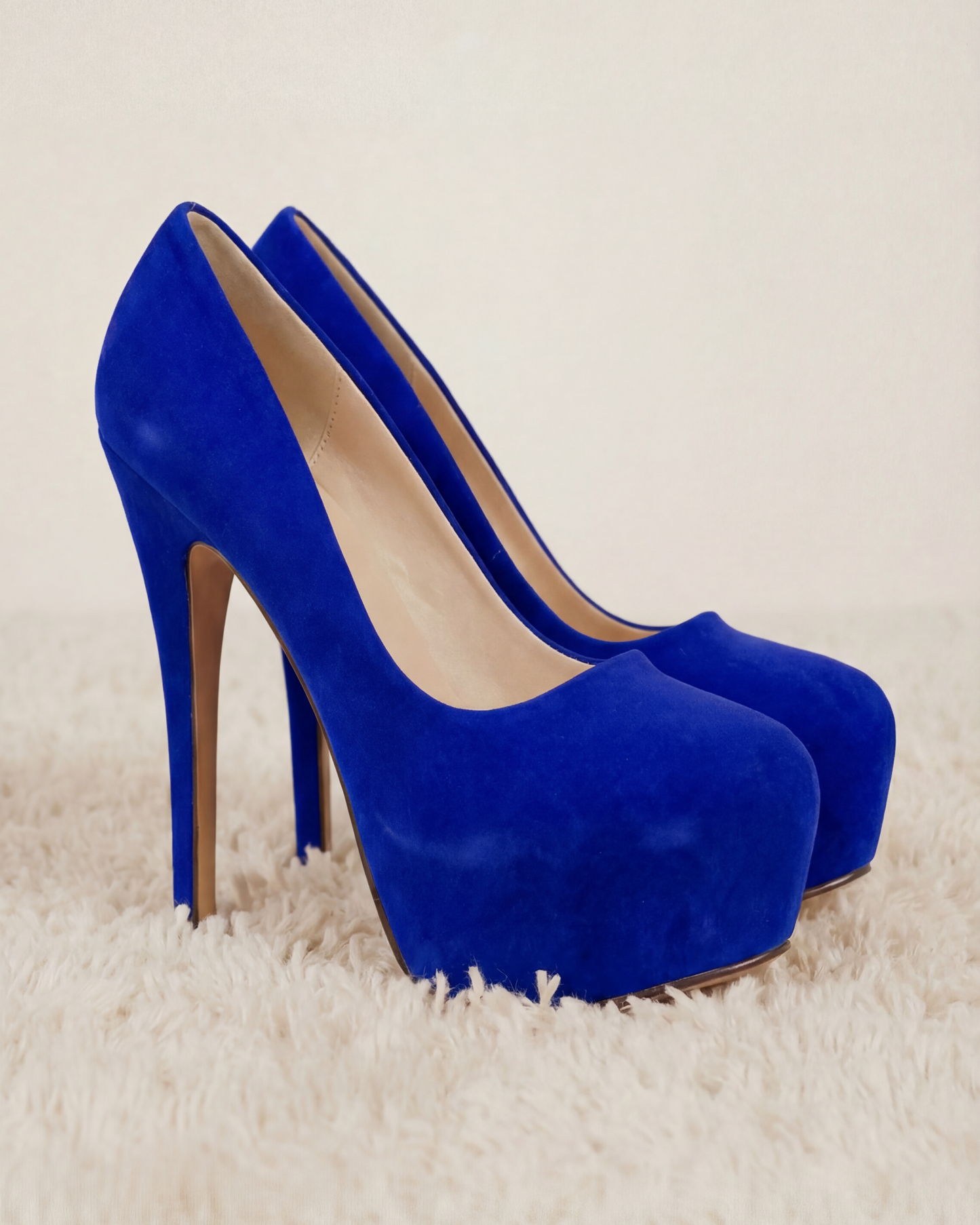 Calypso suede pumps
