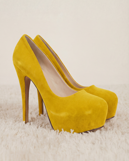 Calypso suede pumps